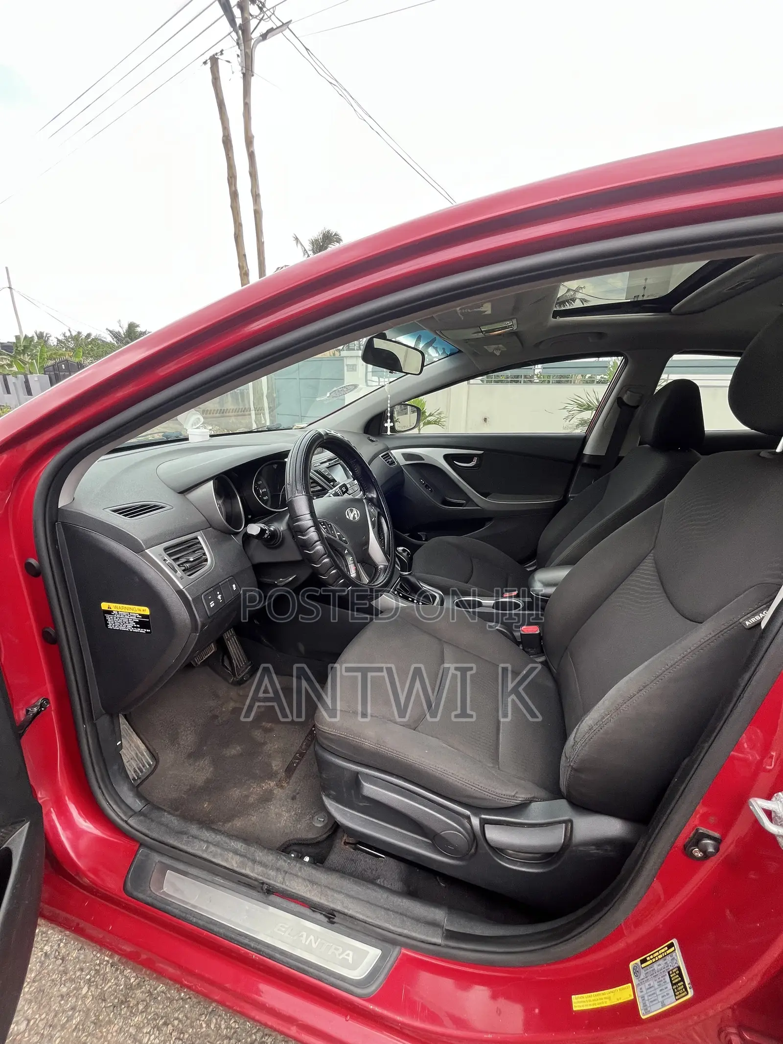 Hyundai Elantra 2015 Red