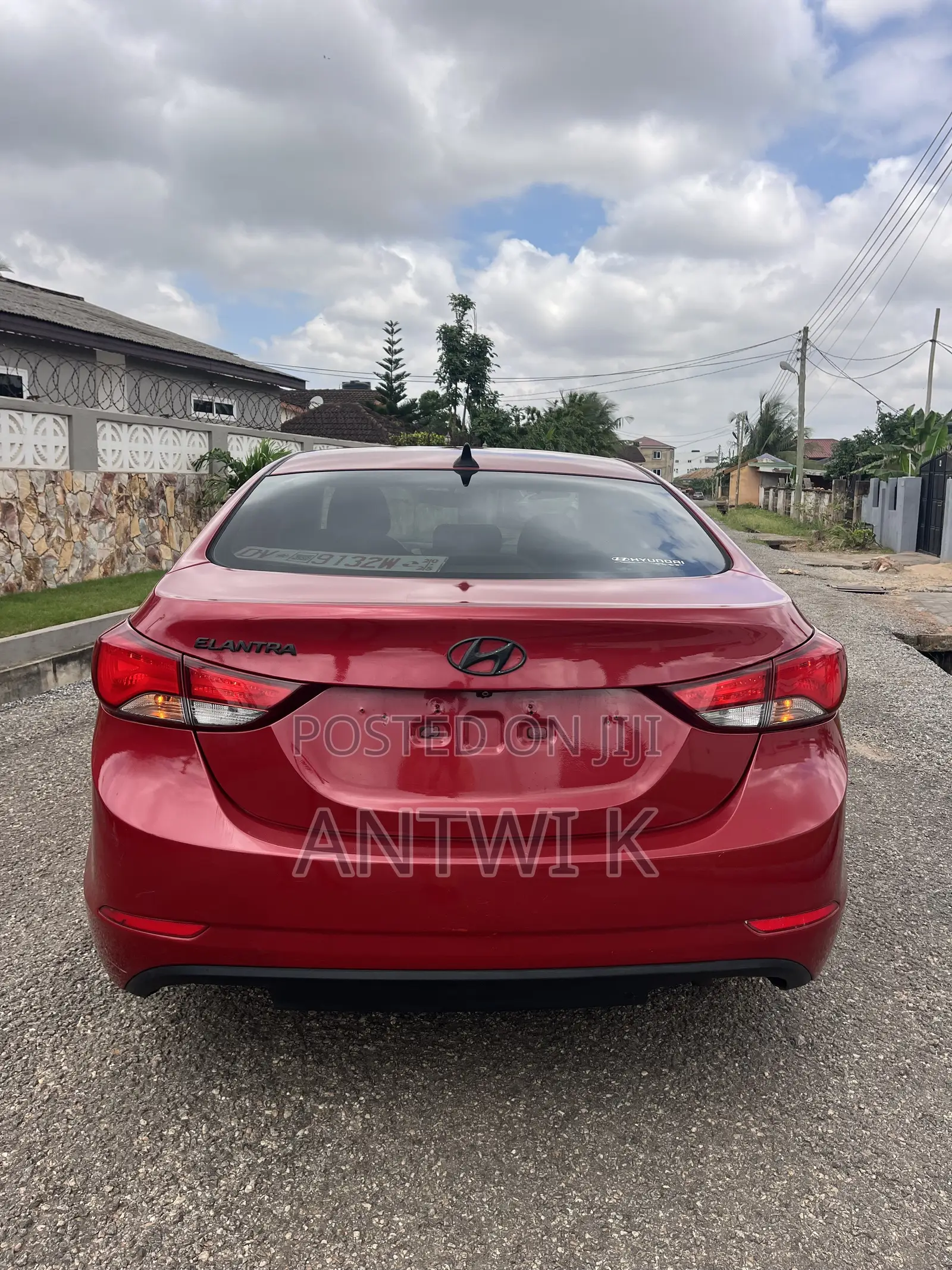 Hyundai Elantra 2015 Red