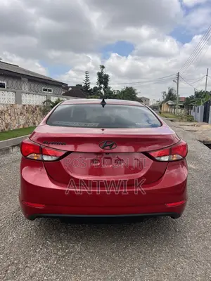 Hyundai Elantra 2015 Red