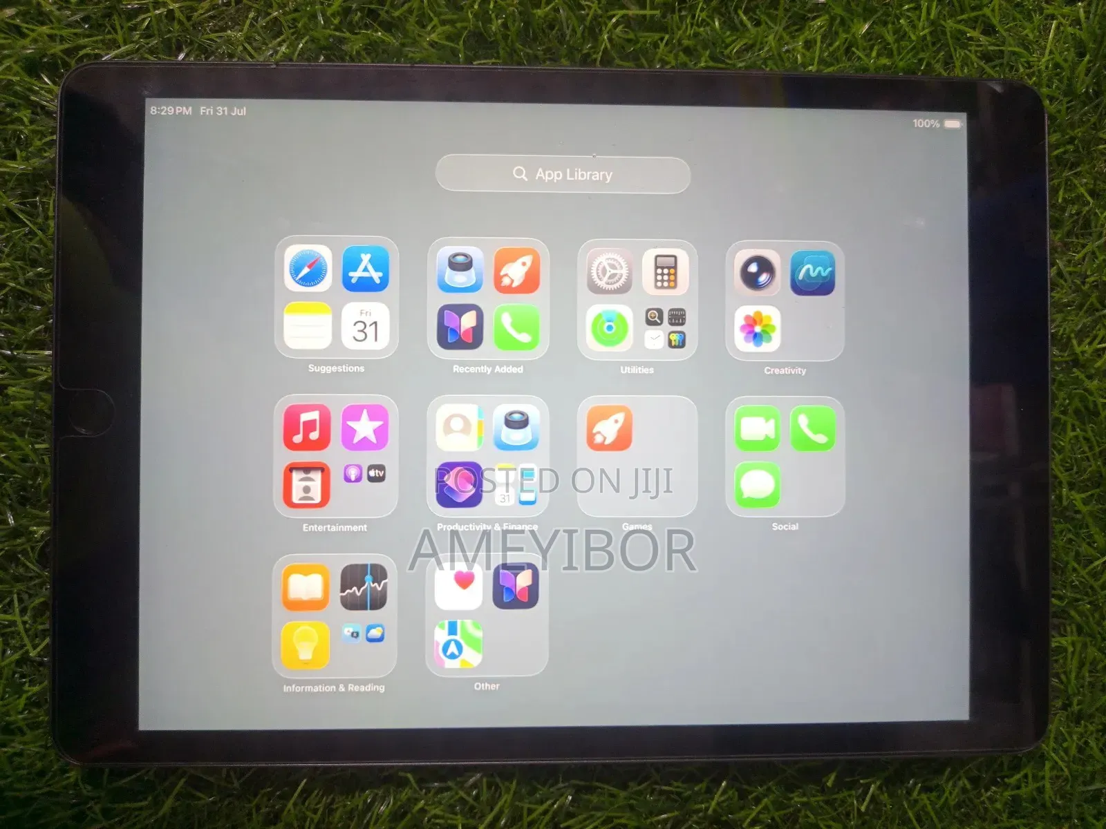 Apple iPad Wi-Fi 64 GB Black