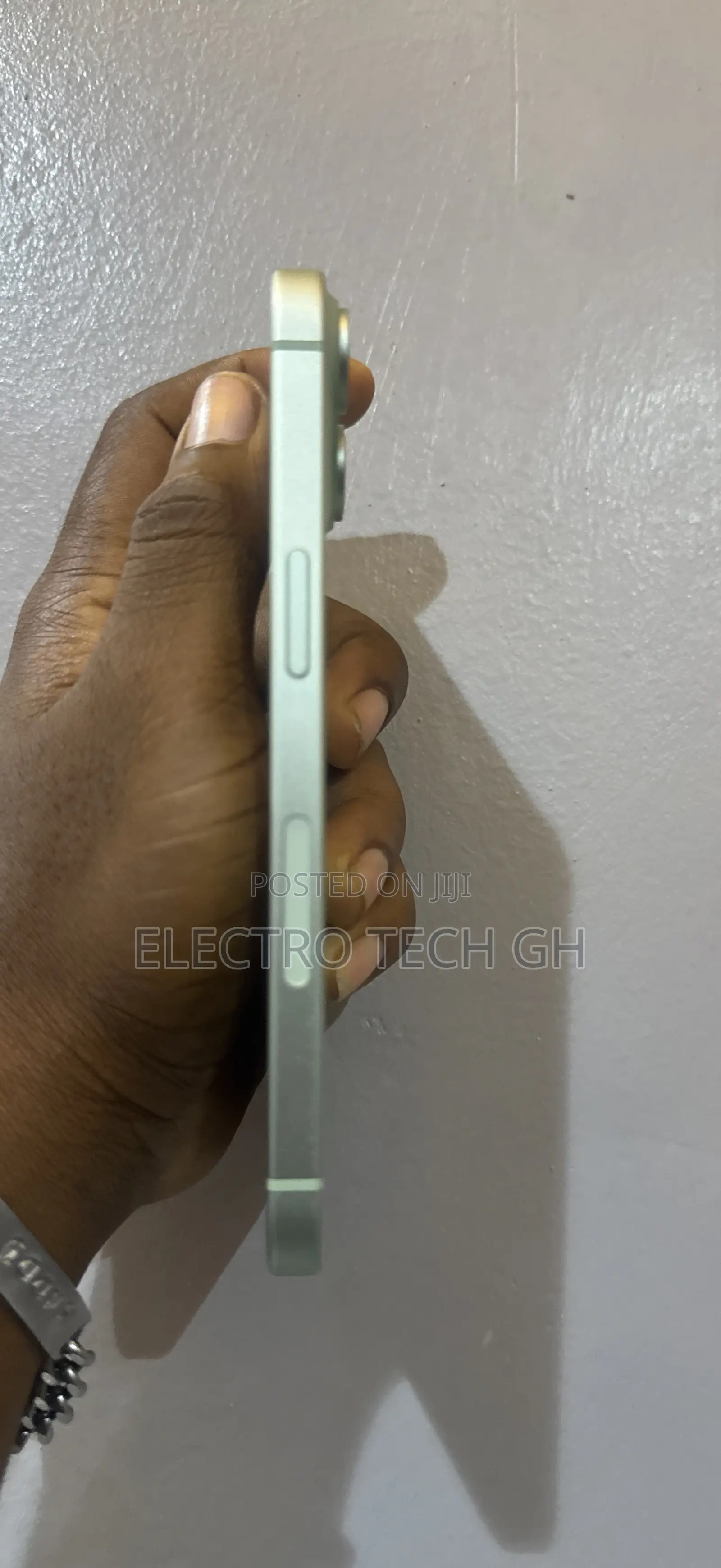 Apple iPhone 15 128 GB Green