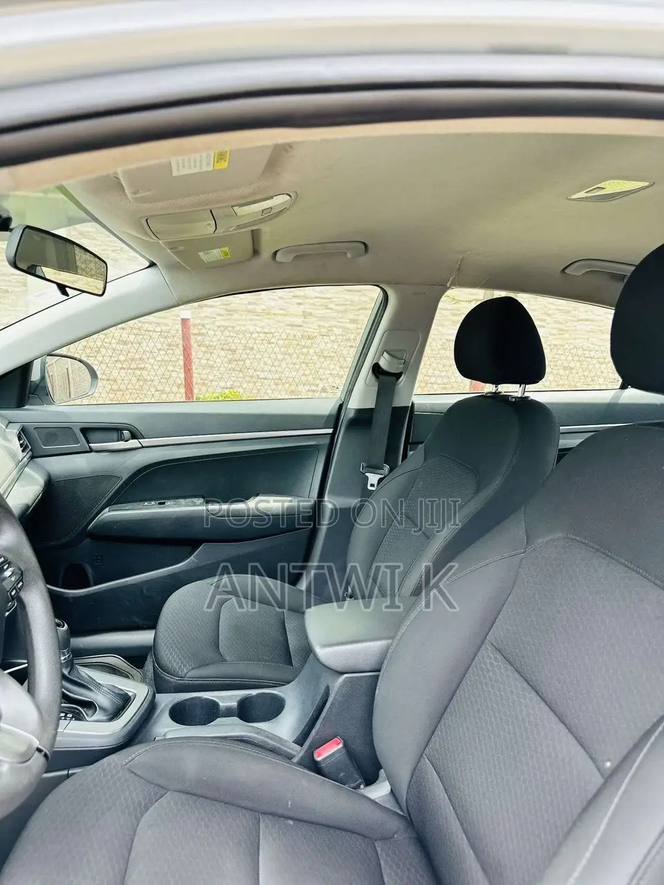 Hyundai Elantra 2019 Silver