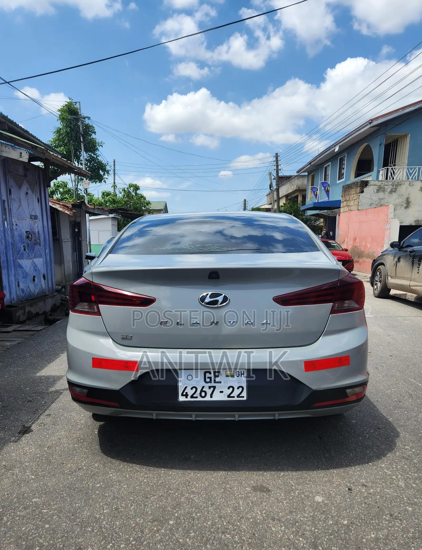 Hyundai Elantra 2019 Silver