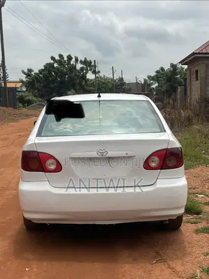 Toyota Corolla LE 2006 White