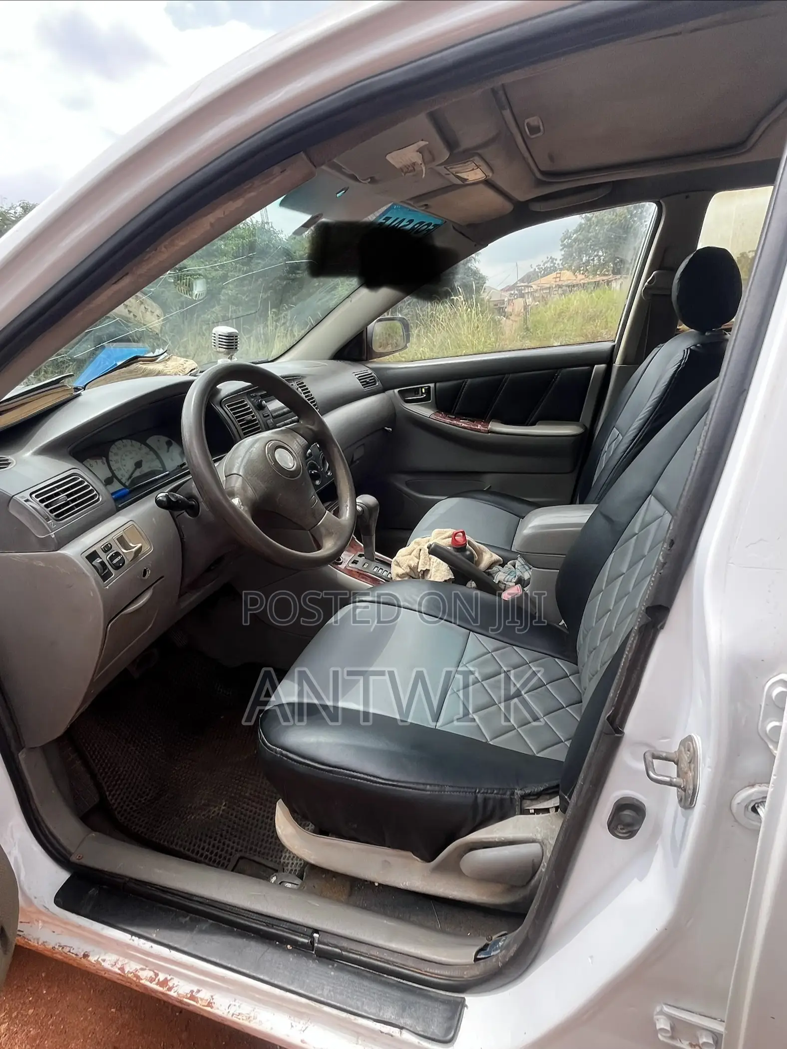 Toyota Corolla LE 2006 White