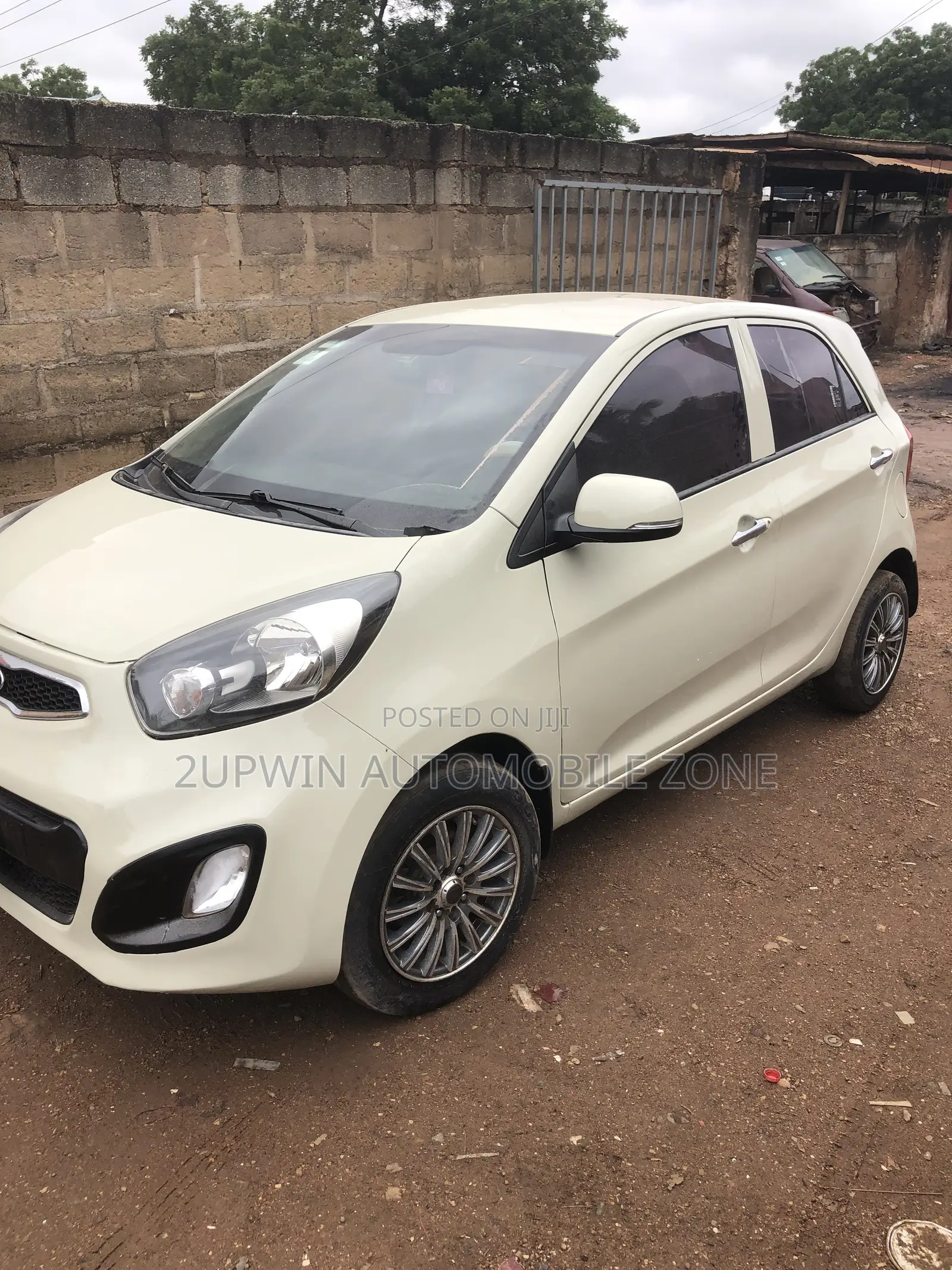 Kia Morning 2013 White