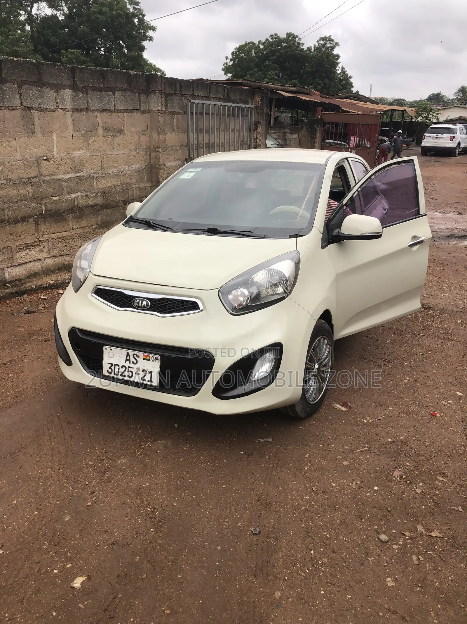 Kia Morning 2013 White