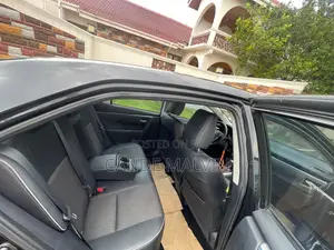 Toyota Corolla 2017 Black
