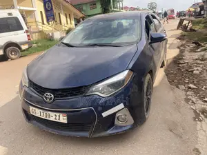 Toyota Corolla S 4dr Sedan (1.8L 4cyl CVT) 2014 Blue