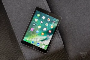 Apple iPad Pro 10.5 (2017) 128 GB Silver