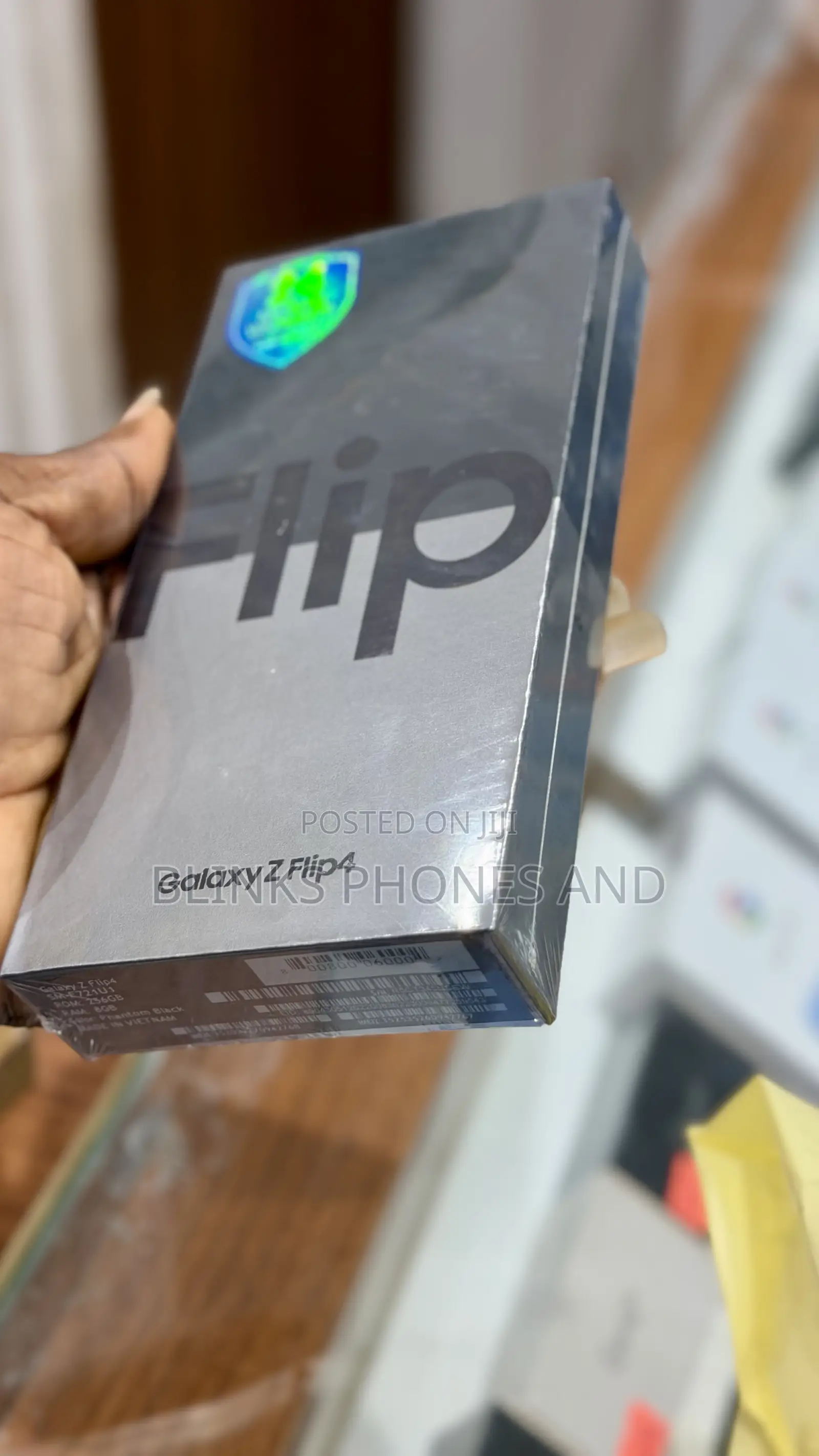 New Samsung Galaxy Z Flip4 256 GB Gray