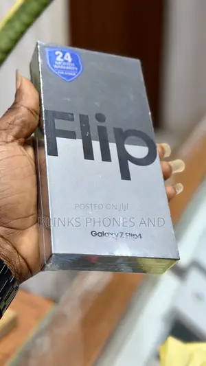 New Samsung Galaxy Z Flip4 256 GB Black