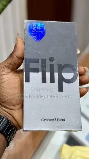New Samsung Galaxy Z Flip4 256 GB Black