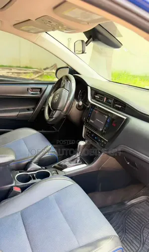 Toyota Corolla 2018 Blue