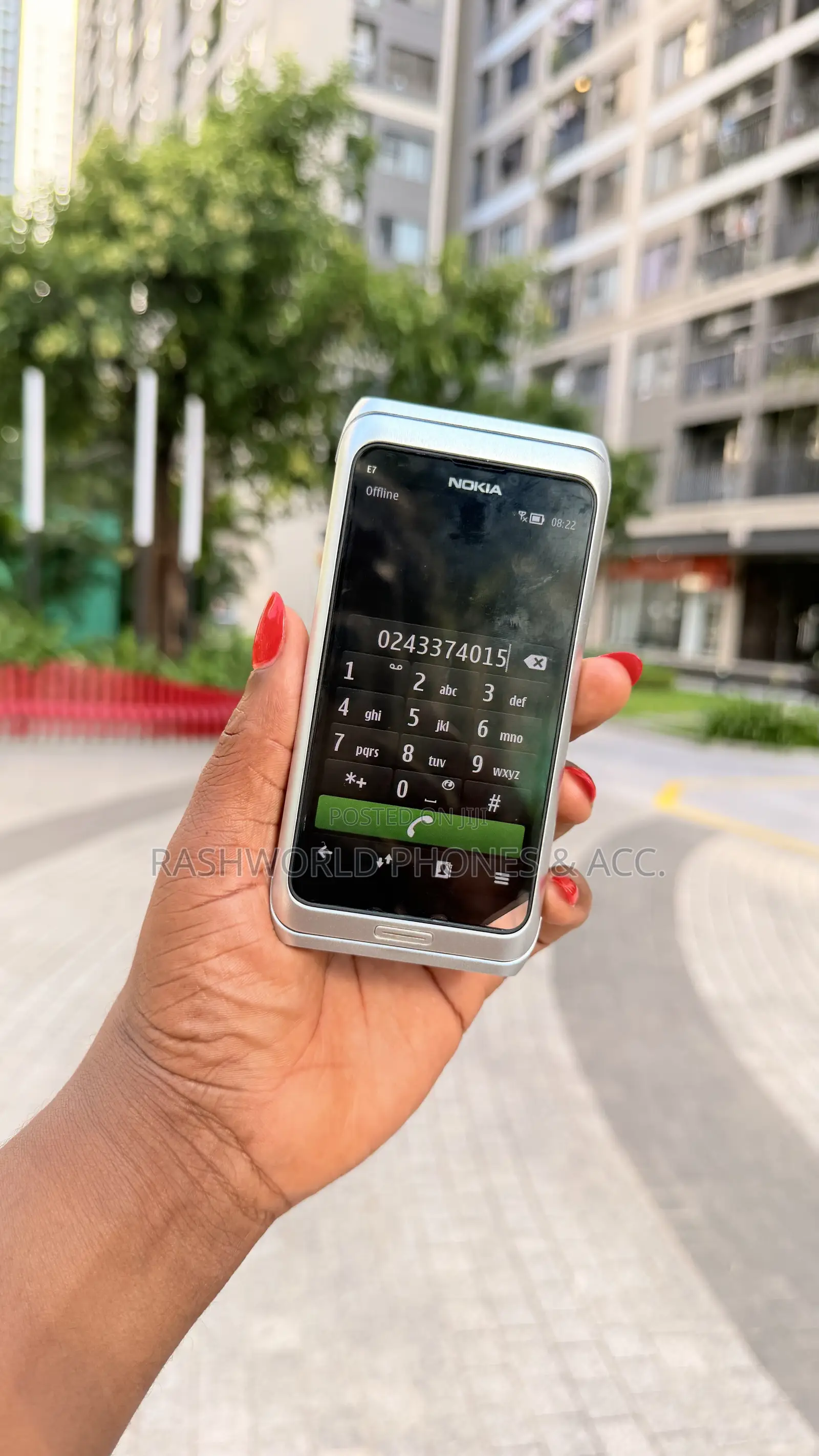 Nokia E7 16 GB Silver