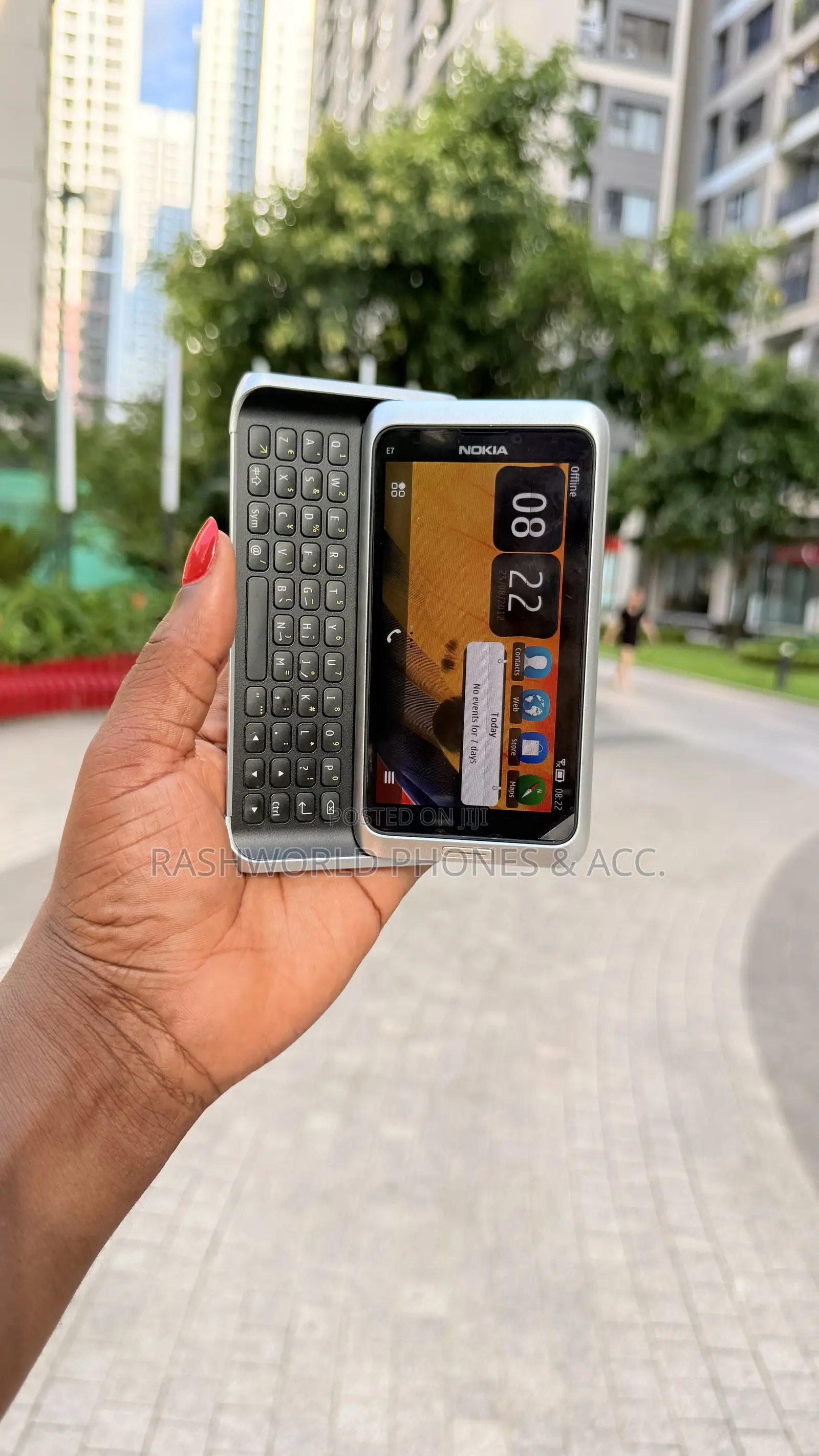 Nokia E7 16 GB Silver