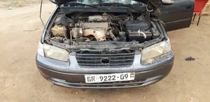 Toyota Camry Automatic 1999 Gray