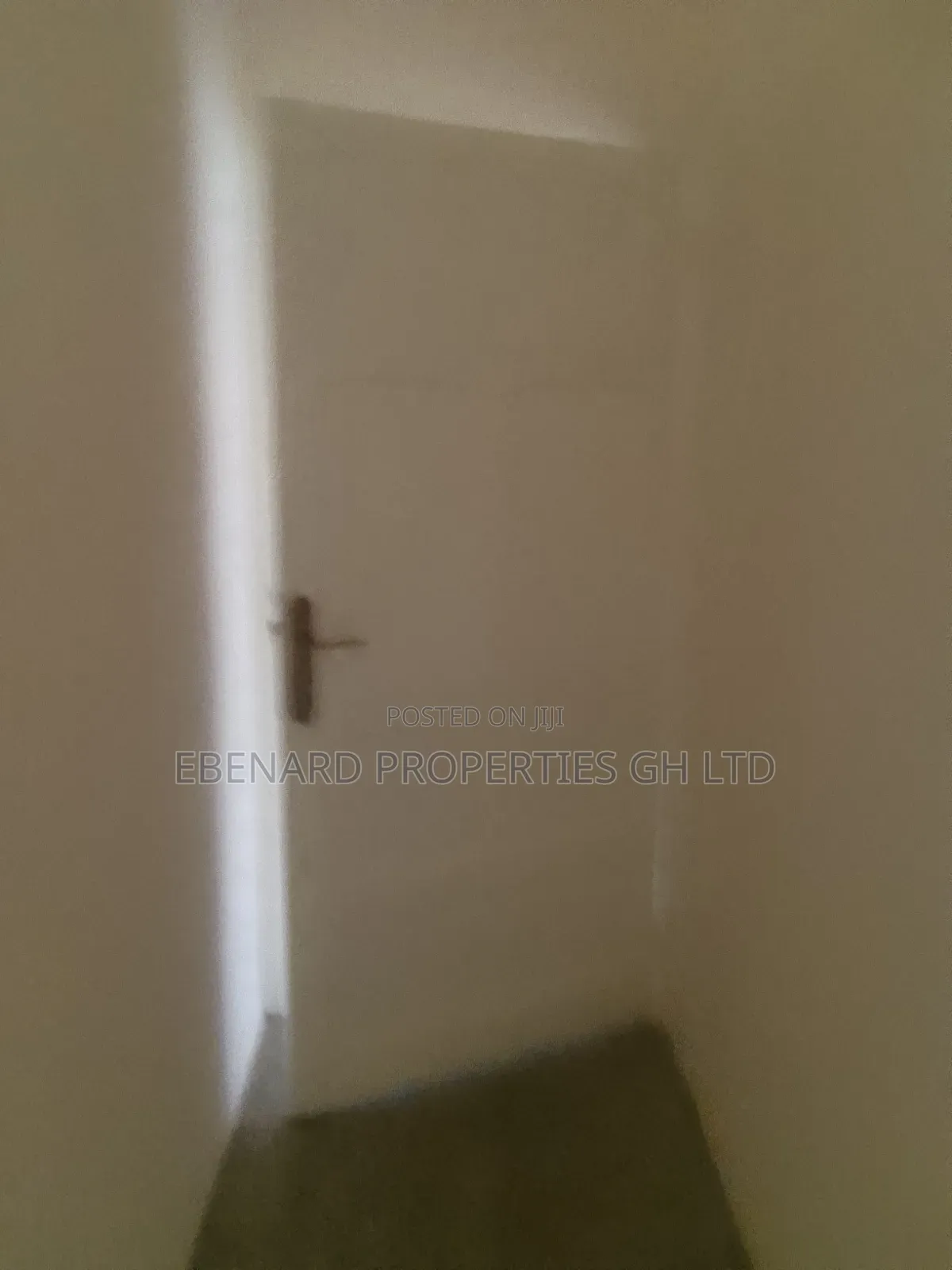 3bdrm Apartment in Ebenard Properties, Lashibi for rent