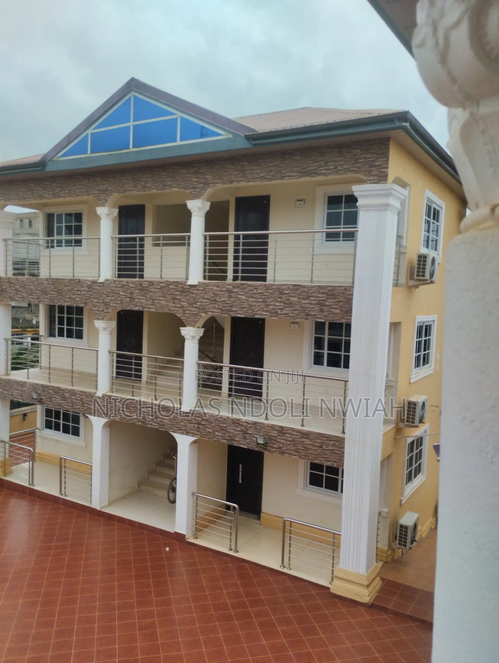20bdrm Apartment in Parka, Takoradi for rent