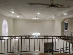 20bdrm Apartment in Parka, Takoradi for rent