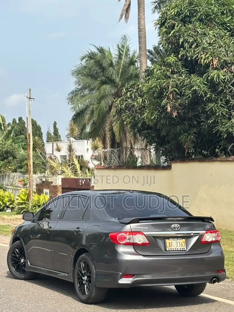 Toyota Corolla S 4dr Sedan (1.8L 4cyl 4A) 2013 Gray