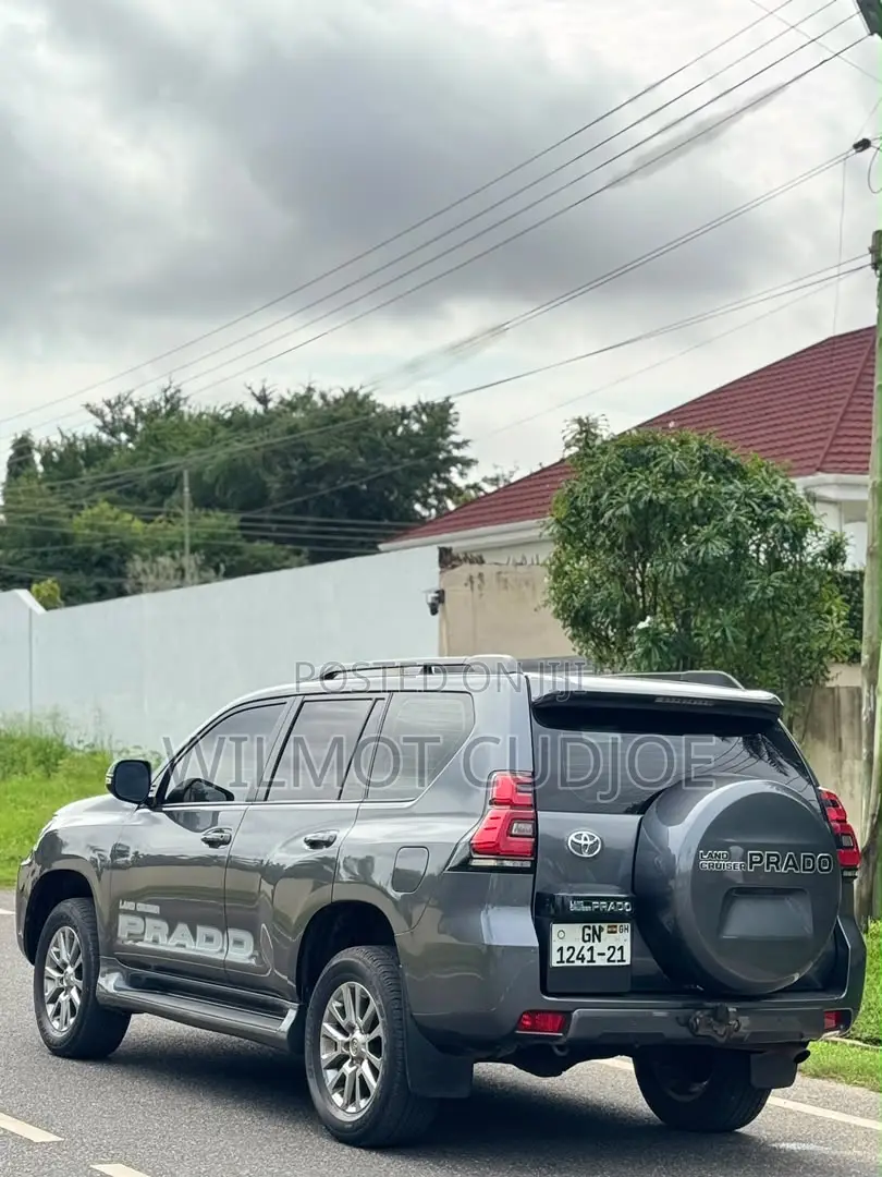 Toyota Land Cruiser Prado 4.0 Petrol TX-L 2019 Gray