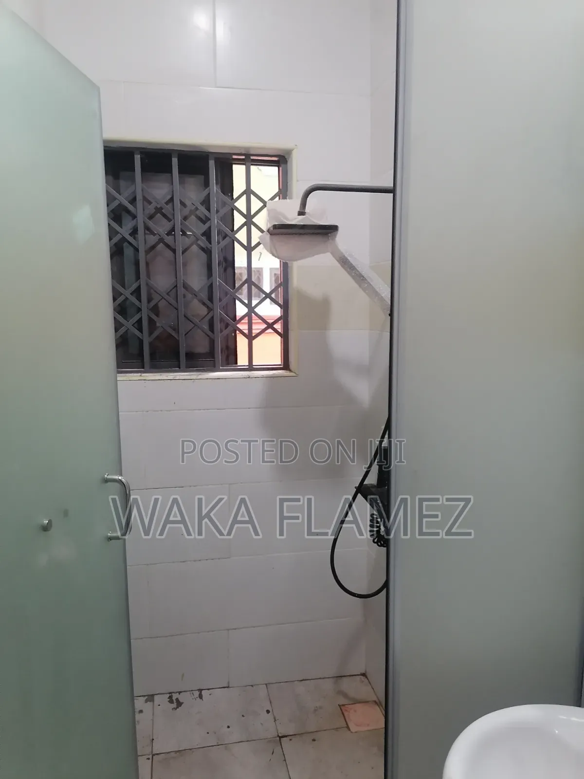 2bdrm House in Mecedonia, Amasaman for rent