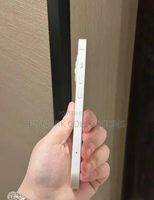 New Apple iPhone 13 128 GB White