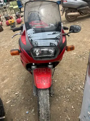 Suzuki GSX-F 2018 Red