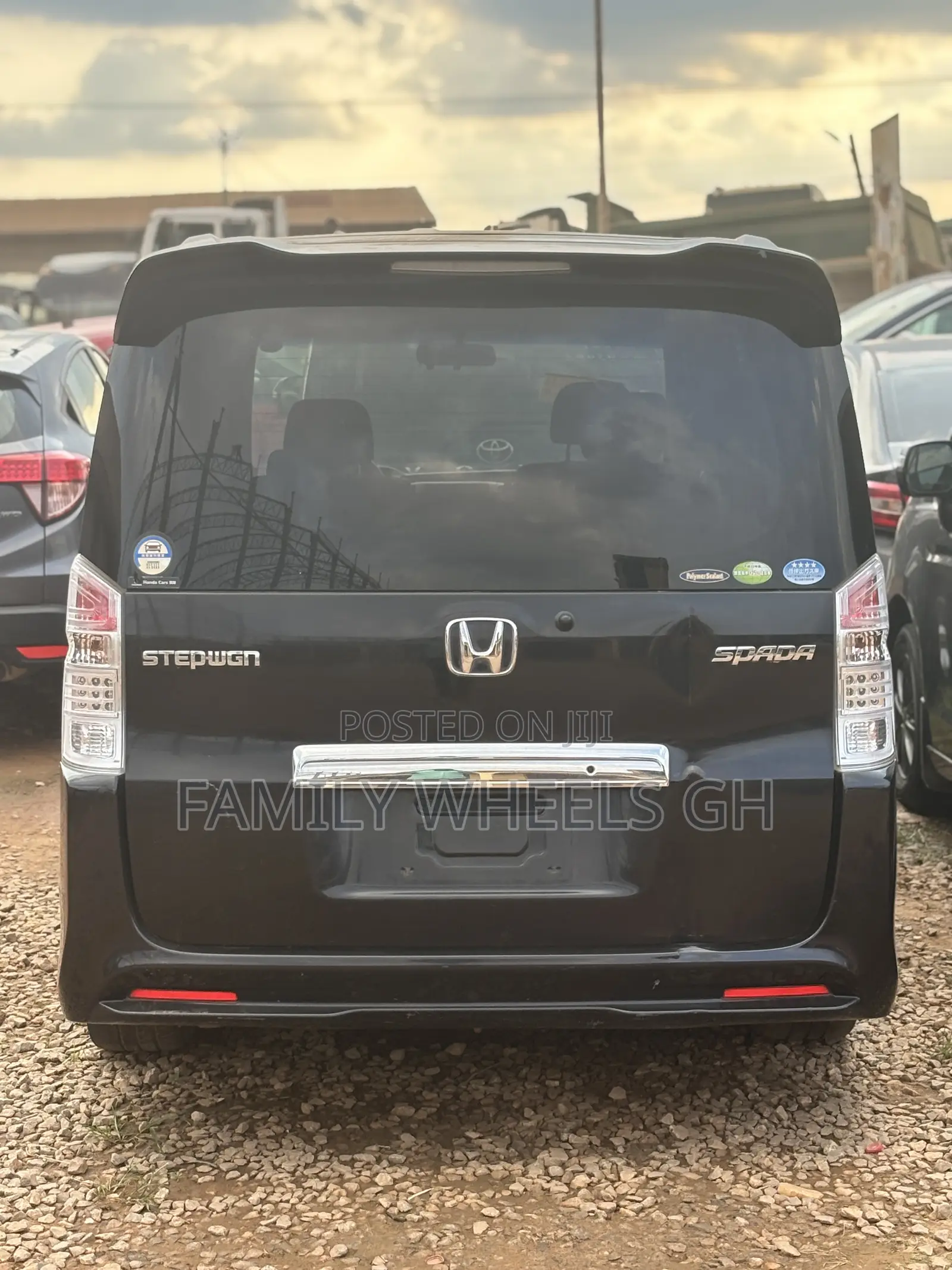 Honda Stepwgn 2012 Gray