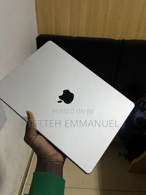 Laptop Apple MacBook Pro 2024 M4 Pro 24GB Apple M4 Pro SSD 512GB
