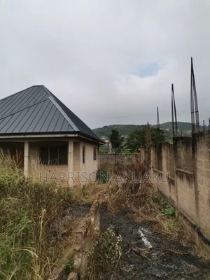 2bdrm House in Police Station for sale