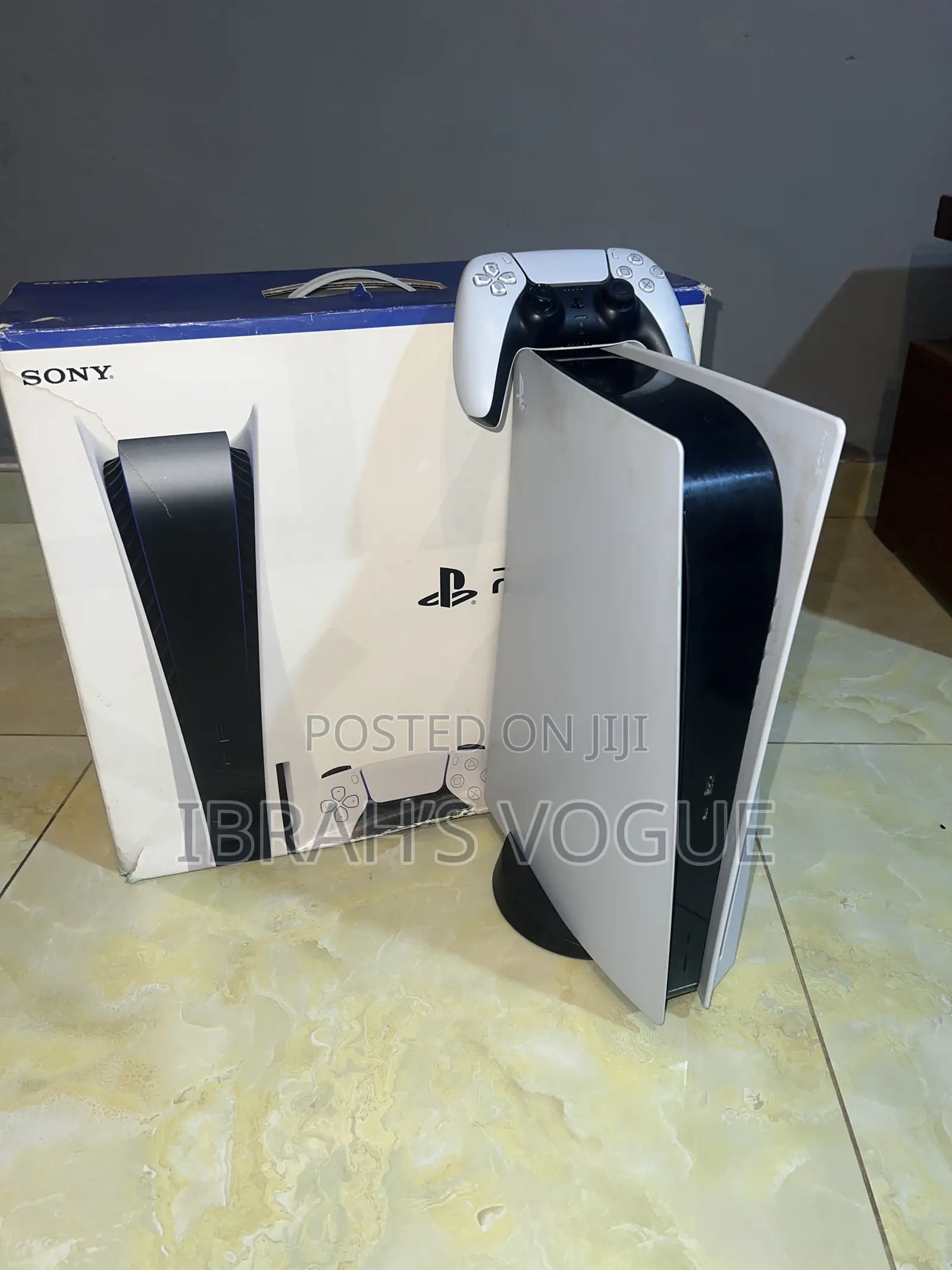 PS5 Console