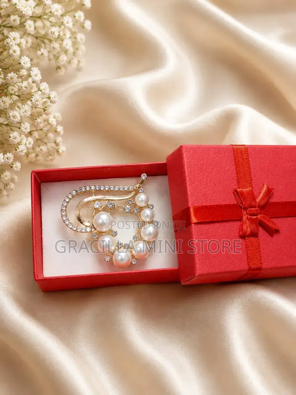 Beautiful Broche