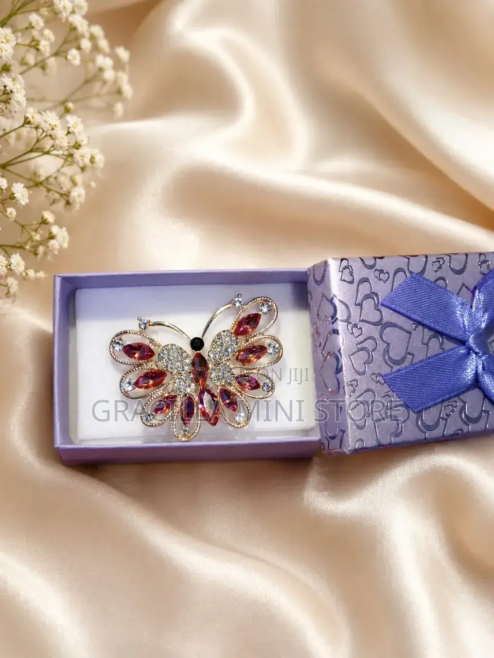 Beautiful Broche