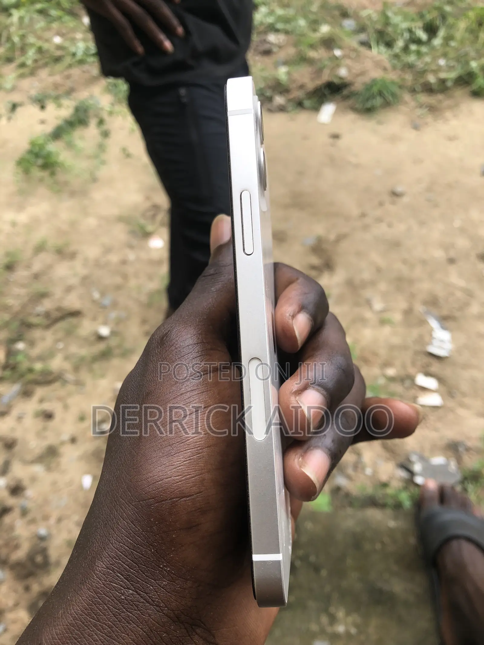 Apple iPhone 12 64 GB White
