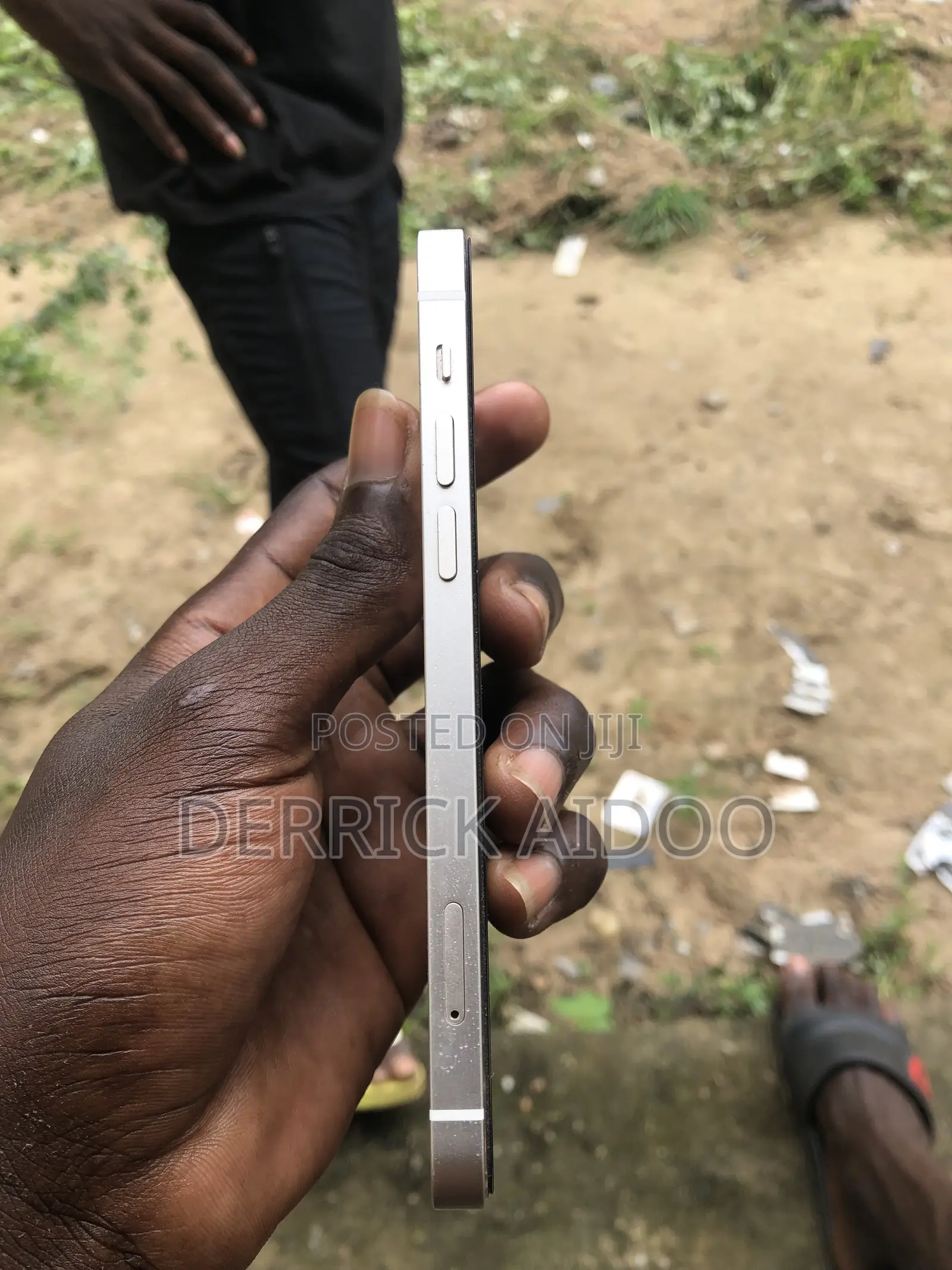 Apple iPhone 12 64 GB White