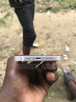 Apple iPhone 12 64 GB White