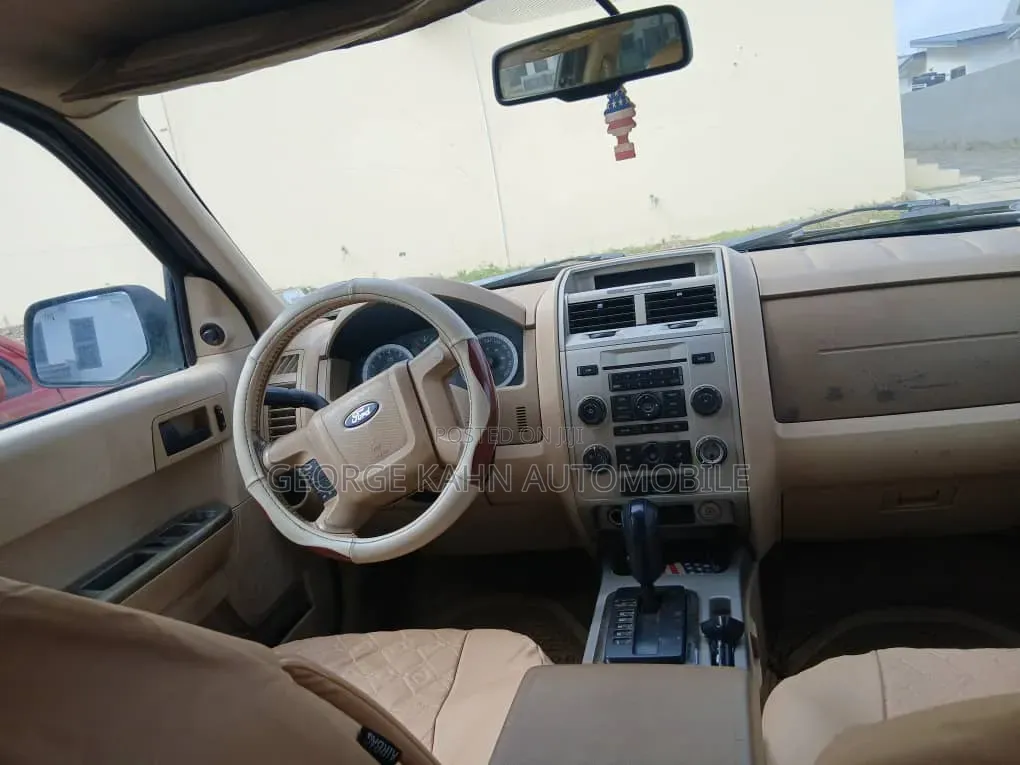 Ford Escape 2010 Black