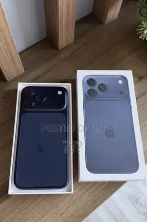 New Apple iPhone 17 Pro Max 256 GB Blue