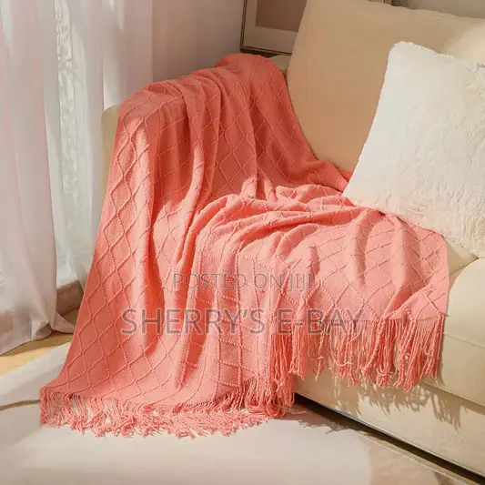 Throw Blanket With Tassel