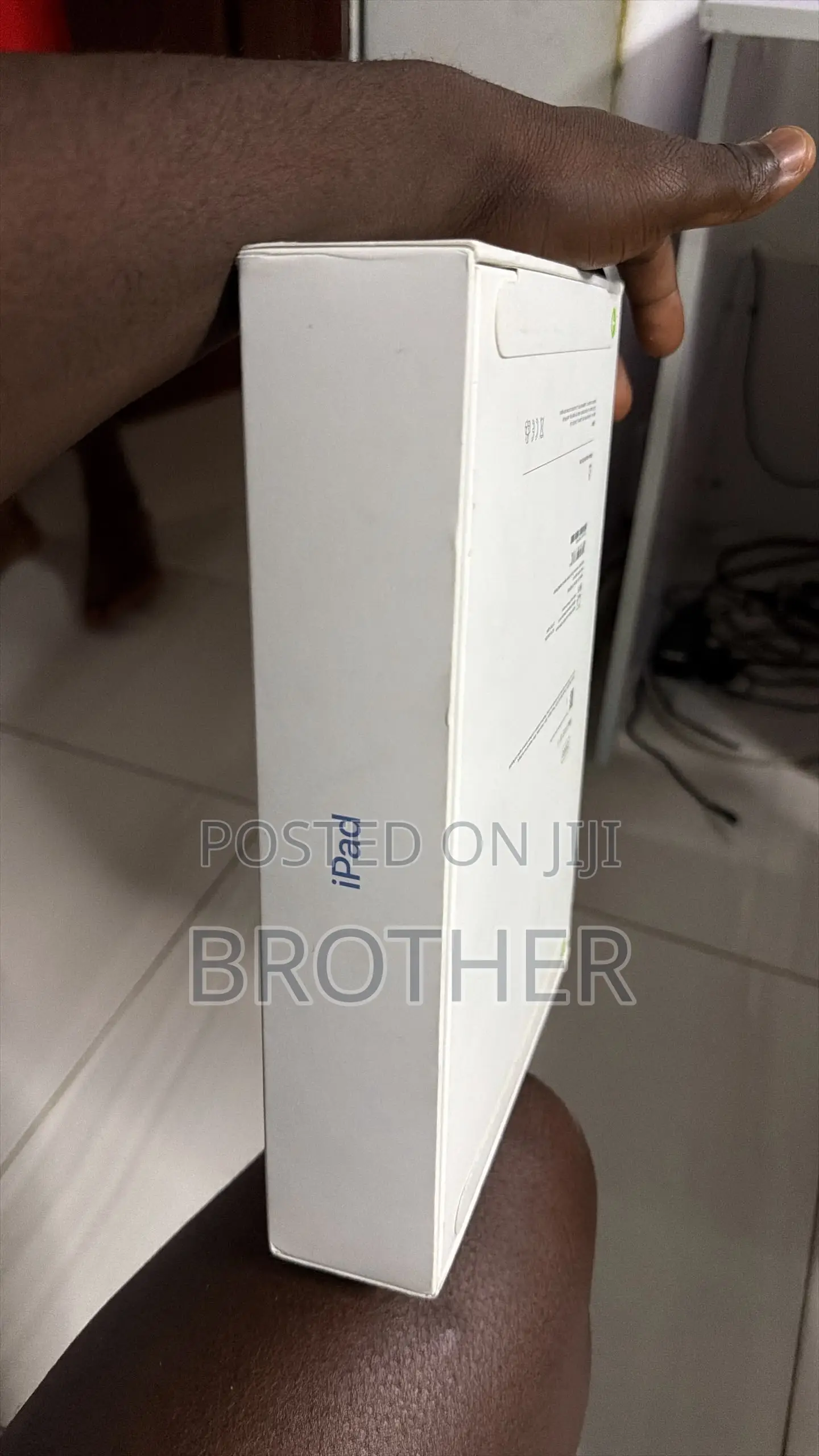 New Apple iPad (2025) 256 GB Blue
