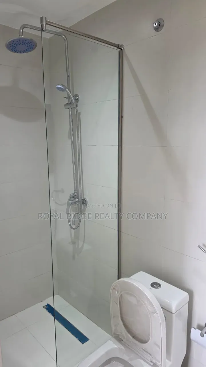 2bdrm Apartment in Tseaddo Roundabout, Accra Metropolitan for rent