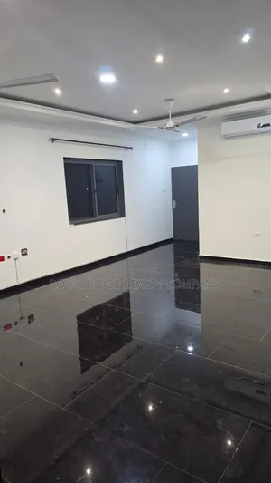 2bdrm Apartment in Tseaddo Roundabout, Accra Metropolitan for rent