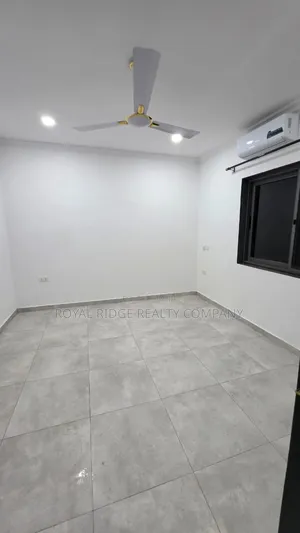2bdrm Apartment in Tseaddo Roundabout, Accra Metropolitan for rent