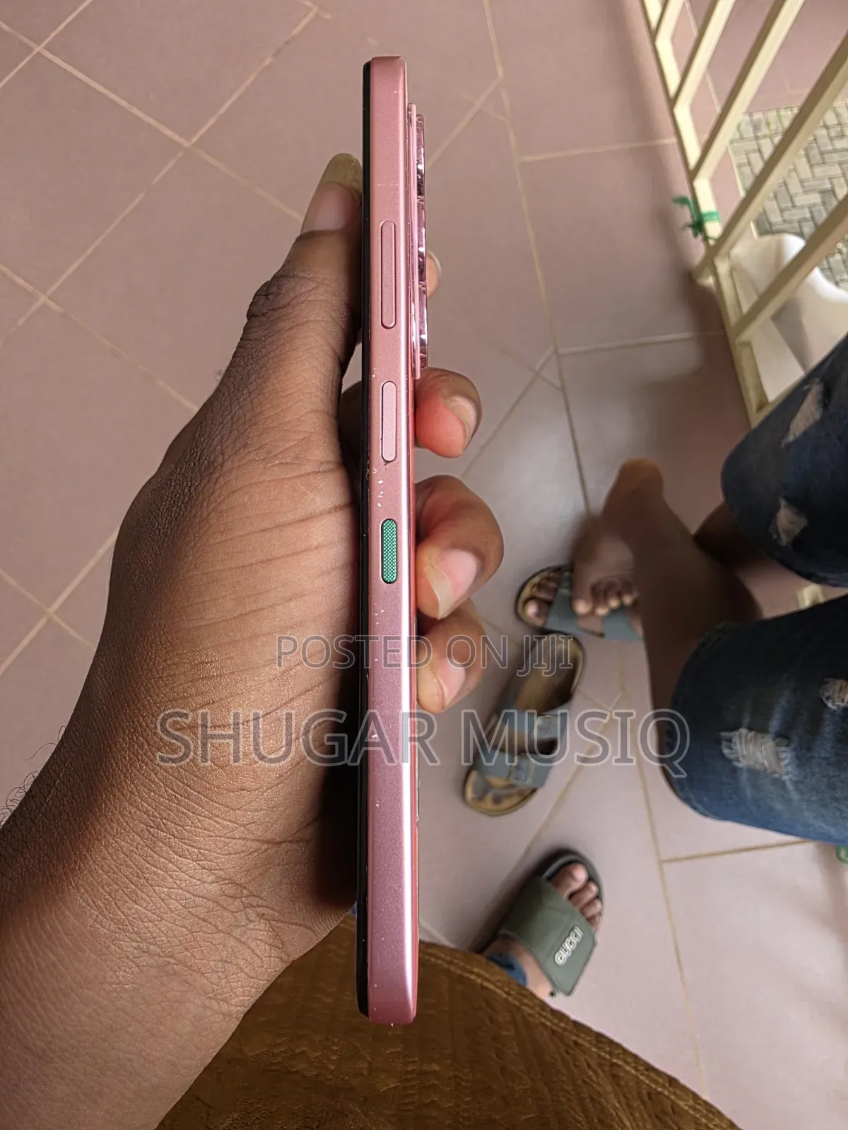 Infinix Hot 60i 128 GB Pink