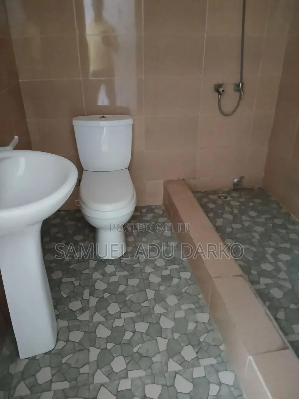 1bdrm Apartment in Righteous Hands, Papaye for rent