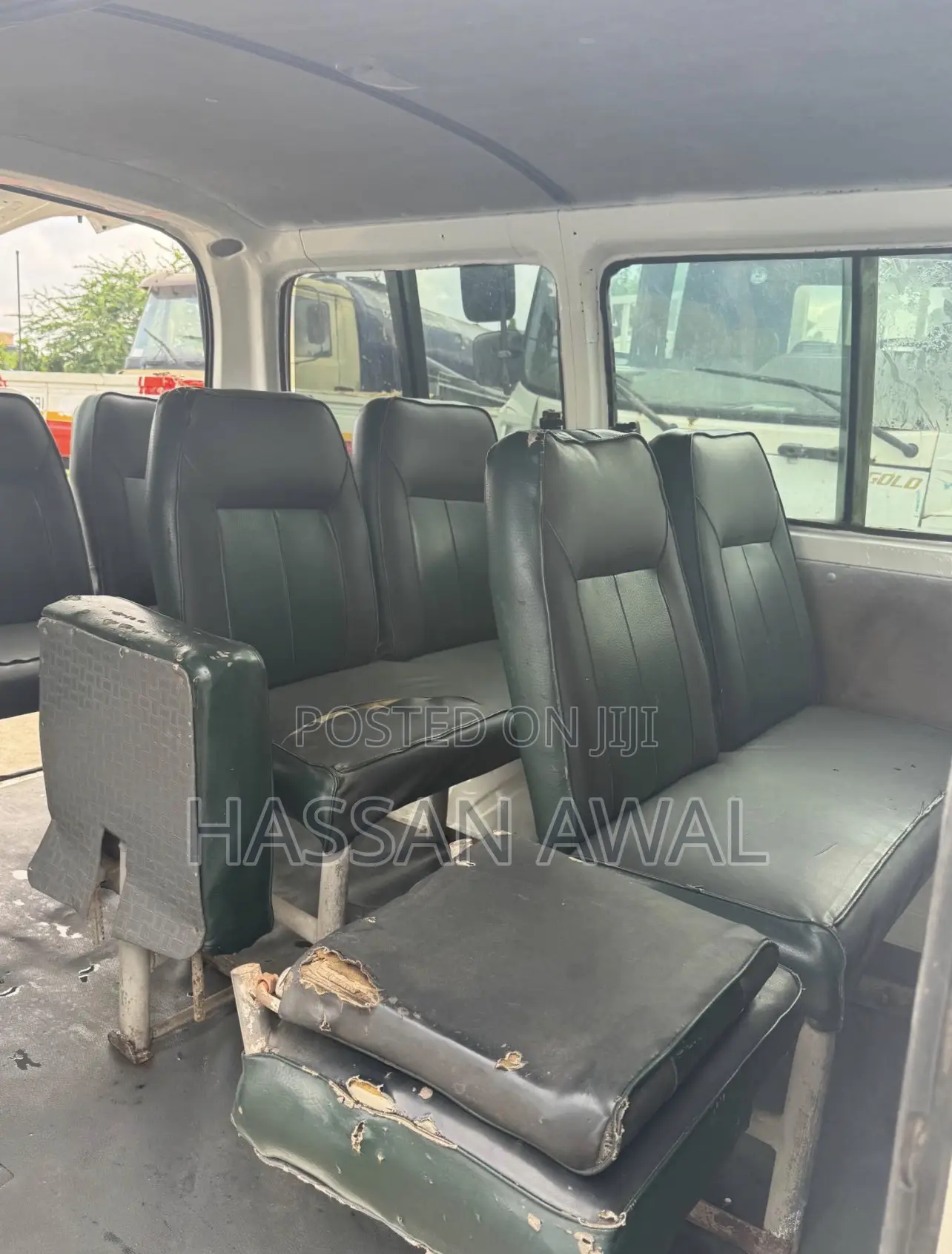 Toyota HiAce 2012 White
