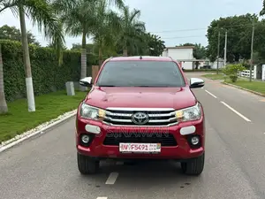 Toyota Hilux Revo Double Cab Deisel 2.8 AWD 2017 Red