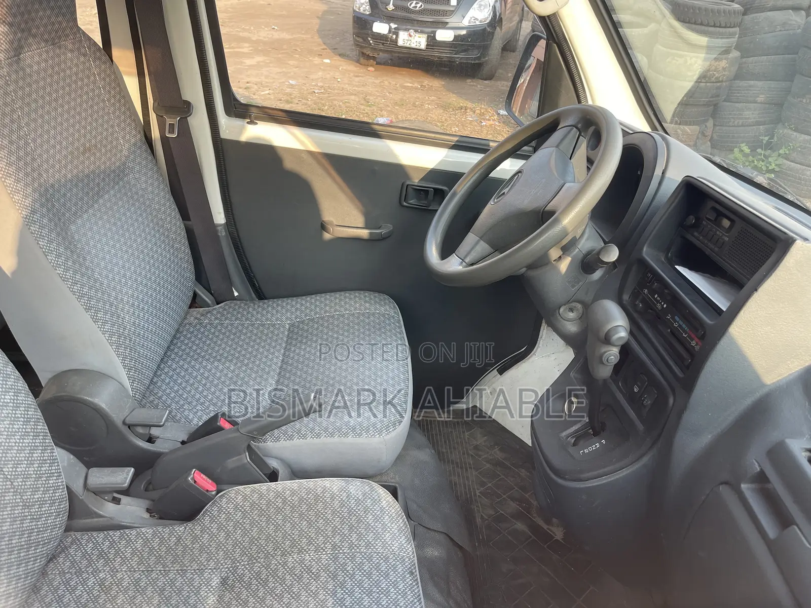 Daihatsu Hijet 2010 White